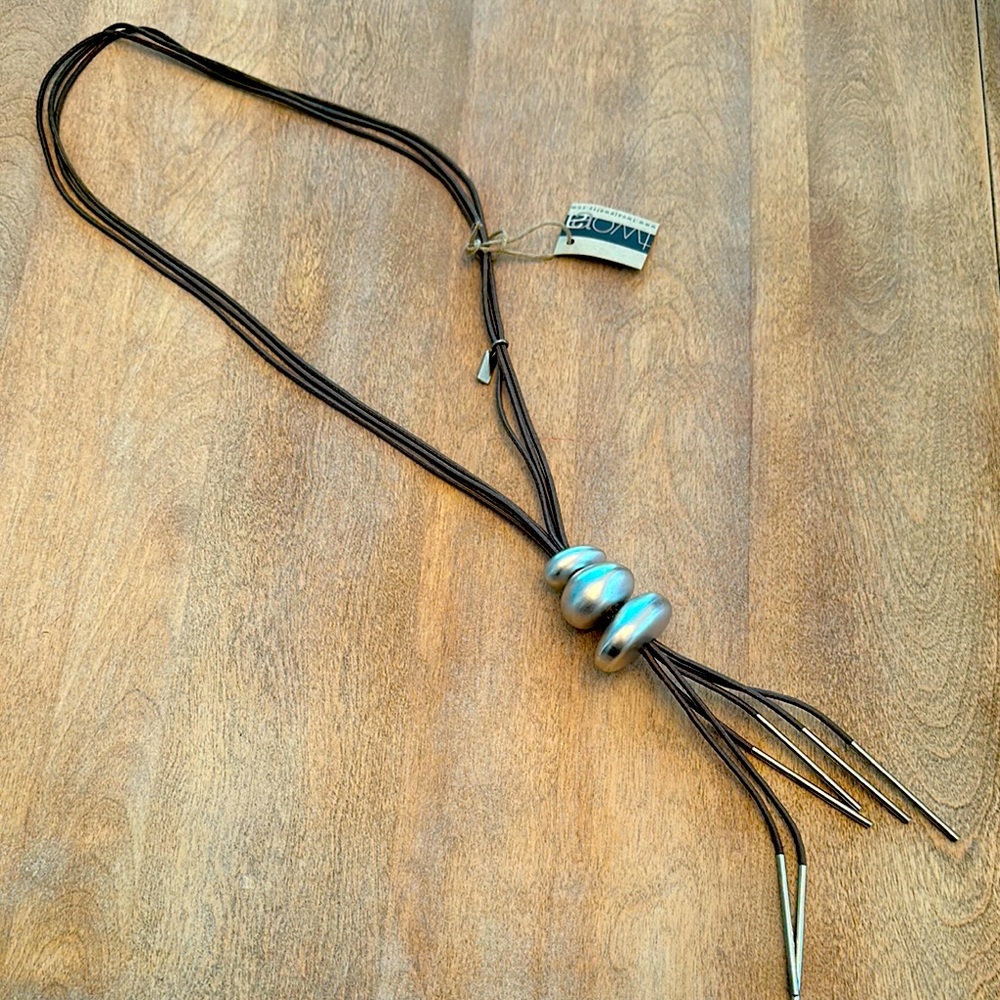 METAL STONE TIE NECKLACE Brand New new